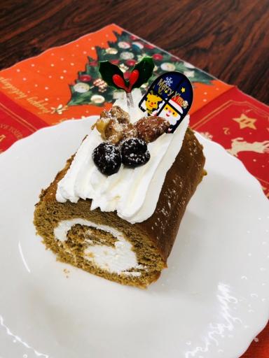 コーヒーロールケーキ